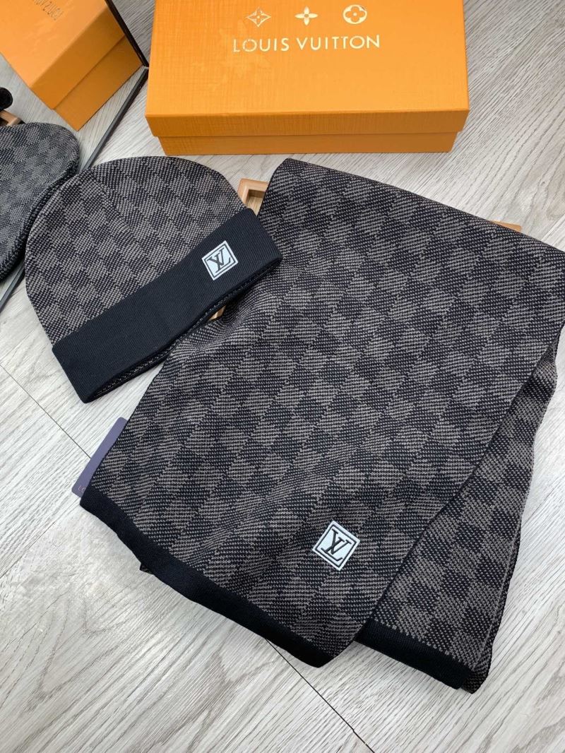 Louis Vuitton Caps Scarfs